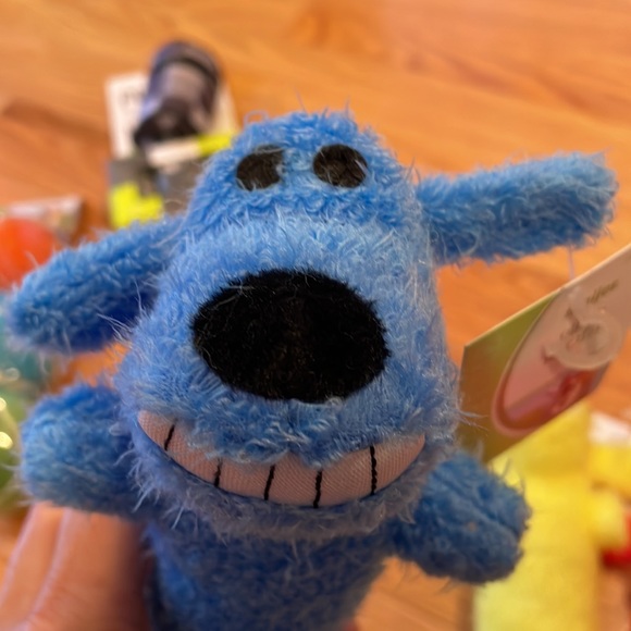 Plush Loofa dog toys, 3 pack tough tennis balls, PL 360 canvas bag & 3 rolls - Picture 4 of 6